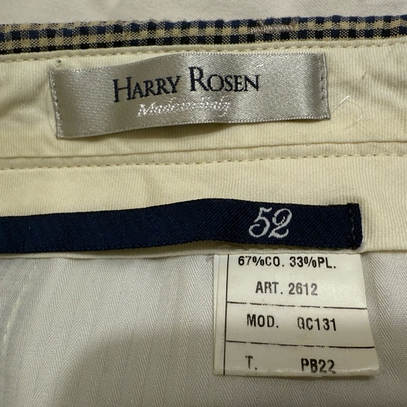 Harry Rosen Chino Shorts - Picture 7 of 9